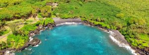 Waianapanapa Black Sand Beach